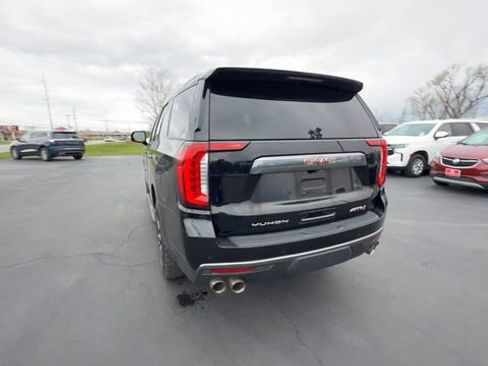 Certified 2022 GMC Yukon AT4 AWD/4WD image 7