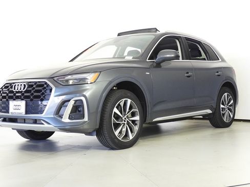 Used 2023 Audi Q5 2.0T Premium w/ Convenience Package AWD/4WD image 2