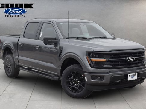 New 2026 Ford F150 XLT w/ Equipment Group 302A MID AWD/4WD image 3