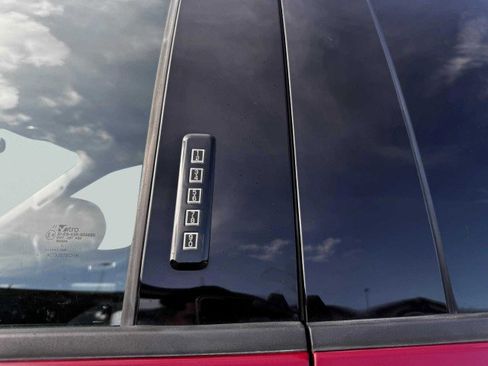 Used 2019 Ford F350 Lariat w/ Lariat Ultimate Package image 12