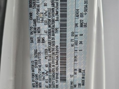 Used 2010 Ford E-350 and Econoline 350 XLT image 15