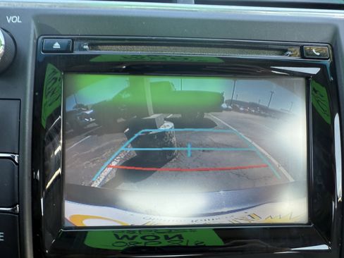Used 2015 Toyota Camry XLE w/ Convenience Package FWD image 20