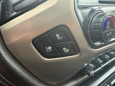 Used 2017 GMC Sierra 1500 Denali w/ Denali Ultimate Package AWD/4WD image 28