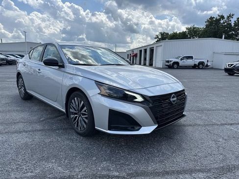 New 2026 Nissan Altima 2.5 SV FWD image 11