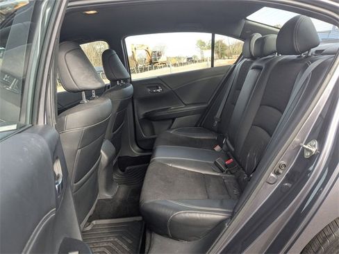 Used 2016 Honda Accord Sport image 21