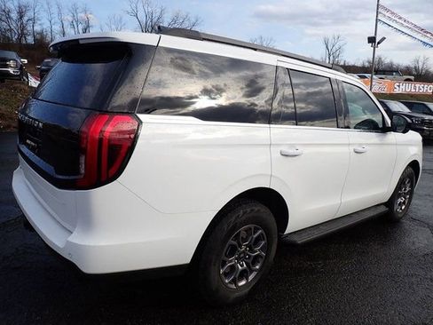 Certified 2025 Ford Expedition Active AWD/4WD image 10