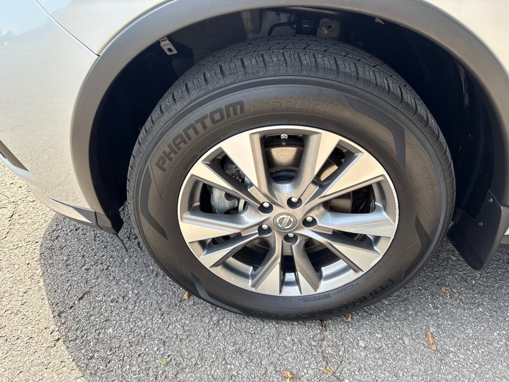 Used 2017 Nissan Murano SL w/ SL Technology Package FWD image 11