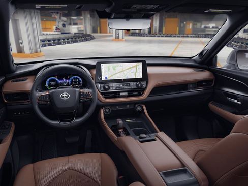 New 2026 Toyota Grand Highlander AWD Hybrid image 19