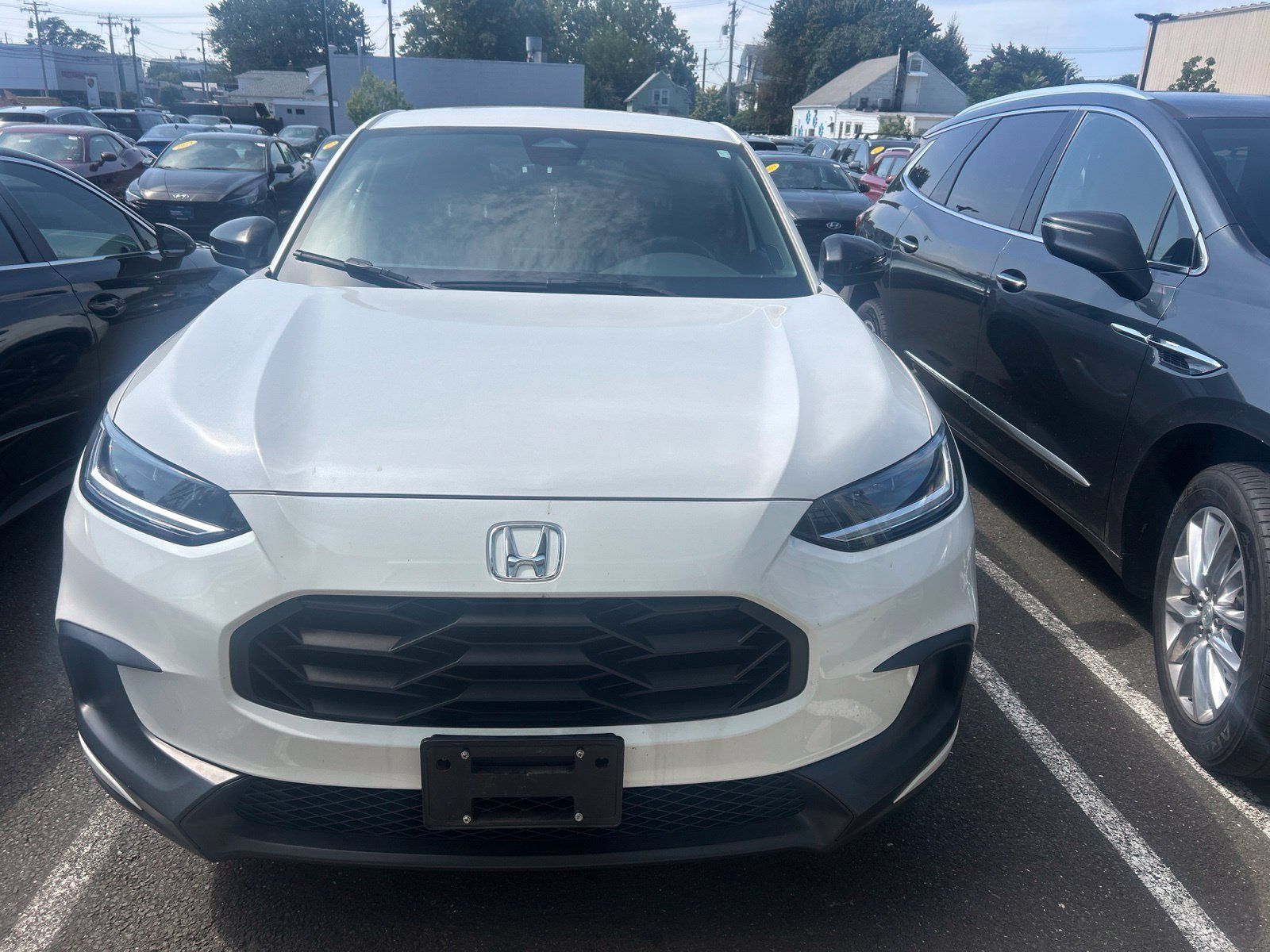 Used 2024 Honda HR-V Sport image 1