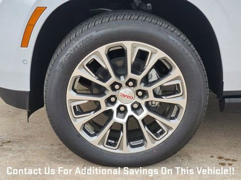 New 2026 GMC Yukon Denali image 7