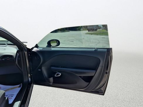 Used 2022 Dodge Challenger R/T Scat Pack RWD image 21