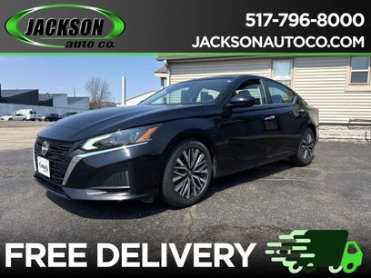 Used 2023 Nissan Altima 2.5 SV