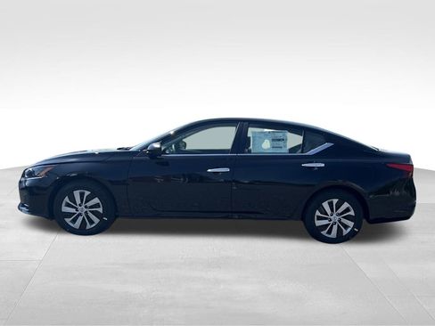 New 2025 Nissan Altima 2.5 S image 3