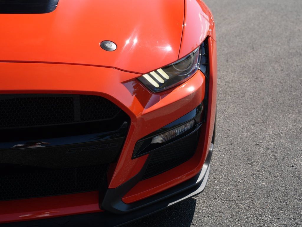 Used 2022 Ford Mustang Shelby GT500 w/ Carbon Fiber Track Pack RWD image 29