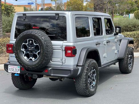 Used 2022 Jeep Wrangler Unlimited Rubicon 4xe AWD/4WD image 14