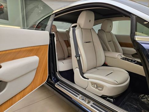 Certified 2016 Rolls-Royce Wraith image 22