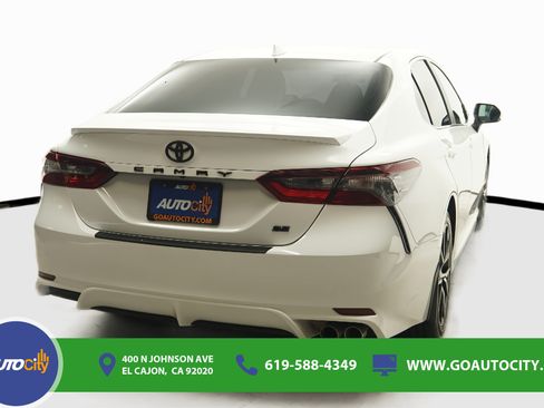 Used 2024 Toyota Camry SE w/ Blackout Package (TMS) FWD image 10