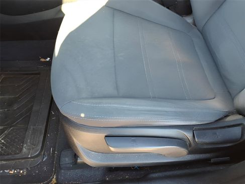 Used 2019 Kia Sorento LX image 21