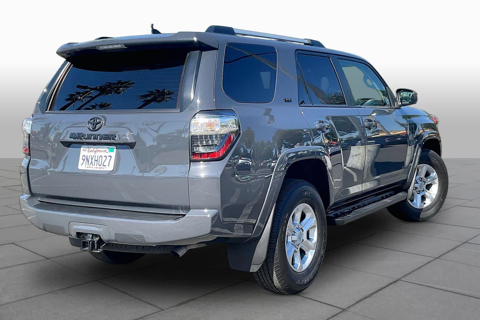 Used 2024 Toyota 4Runner SR5 RWD image 11