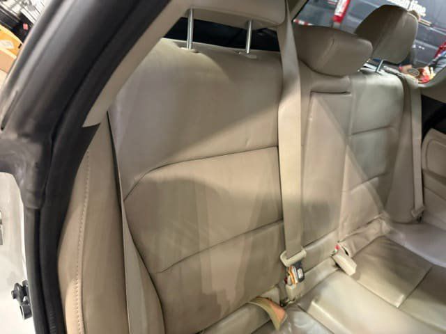 Used 2009 Subaru Outback 2.5i Limited AWD/4WD image 17