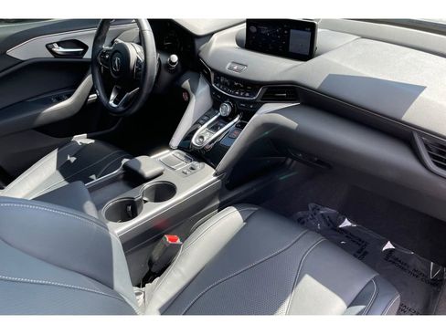 Used 2023 Acura TLX w/ Technology Package image 17