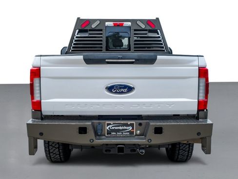 Used 2019 Ford F250 Lariat w/ Lariat Ultimate Package AWD/4WD image 8