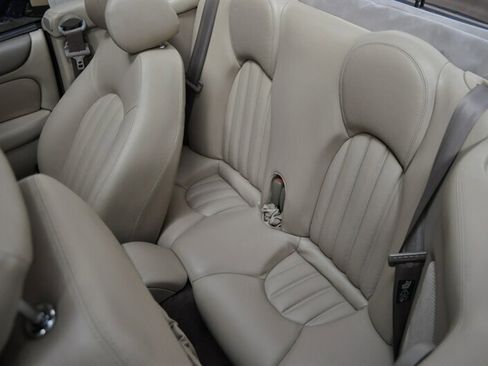 Used 2005 Jaguar XK8 Convertible image 21