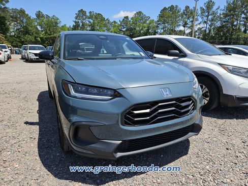 Used 2023 Honda HR-V Sport image 4