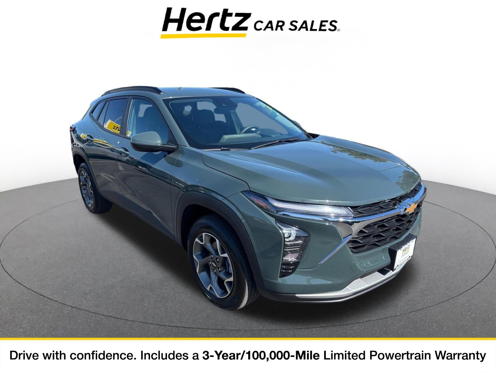 Used 2025 Chevrolet Trax LT FWD image 1