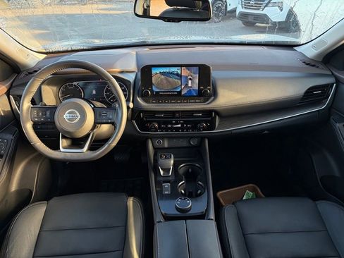 Certified 2021 Nissan Rogue SL w/ Premium Package image 28