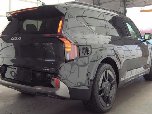 Used 2024 Kia EV9 GT-Line image 8