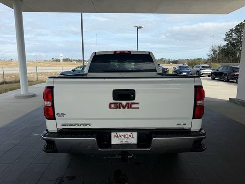 Used 2018 GMC Sierra 1500 SLE w/ SLE Value Package image 6
