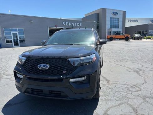 Used 2021 Ford Explorer ST w/ Equipment Group 401A AWD/4WD image 16