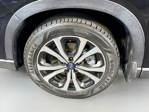 Used 2019 Subaru Forester Limited w/ Popular Package #3 image 38