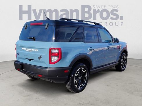 Used 2023 Ford Bronco Sport Outer Banks w/ Tech Package AWD/4WD image 3