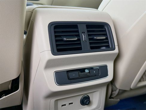 Certified 2025 Audi Q5 2.0T Premium Plus w/ Premium Plus Package image 27