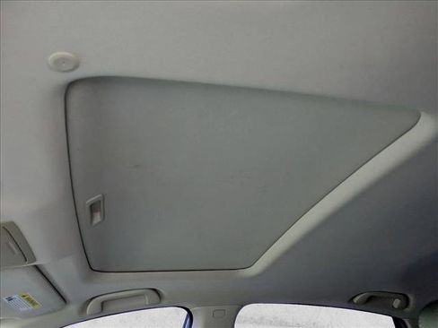 Used 2018 Honda Accord EX image 15