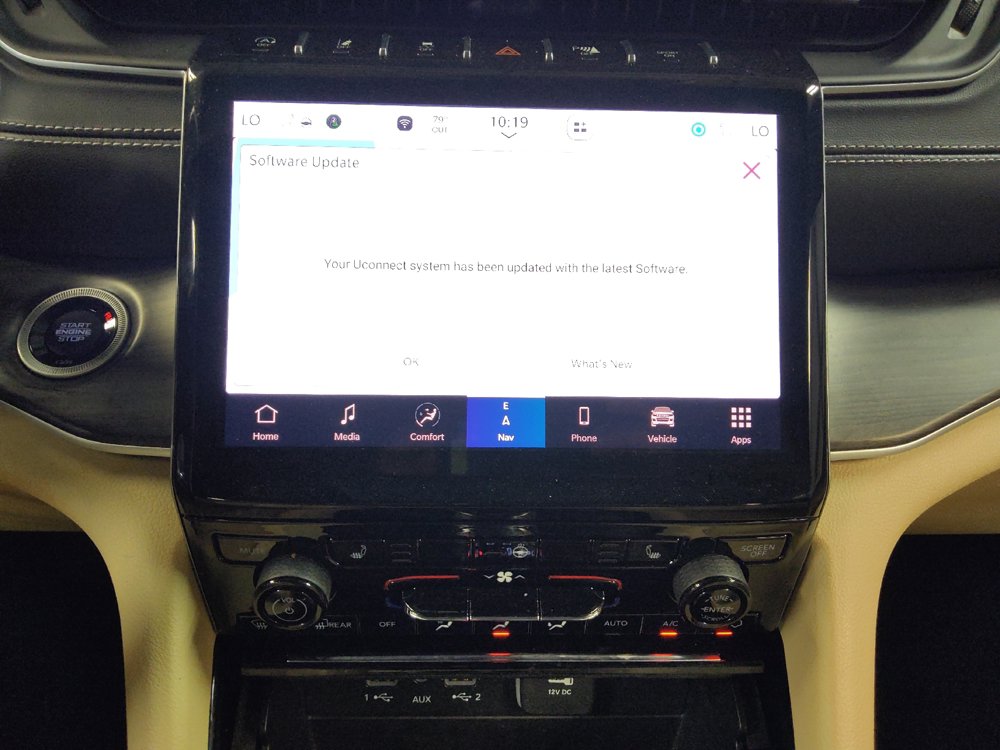 Used 2023 Jeep Grand Cherokee Limited RWD image 25