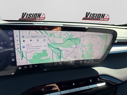 Used 2025 Buick Enclave Preferred w/ LPO, All-Weather Package image 29