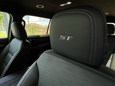 New 2026 Buick Enclave Sport Touring w/ Power Package image 23