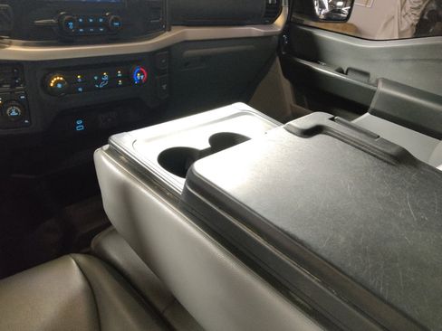 Used 2021 Ford F150 XL w/ Trailer Tow Package image 26