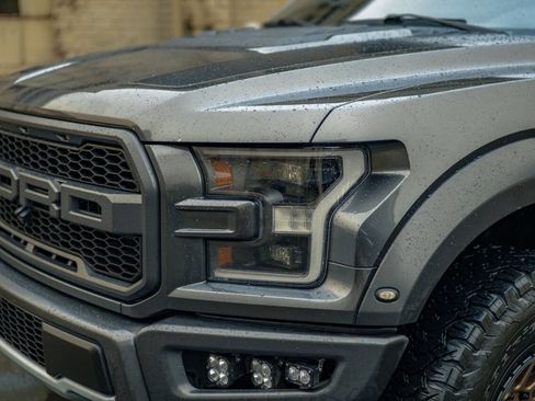 Used 2017 Ford F150 Raptor w/ Equipment Group 802A Luxury image 18