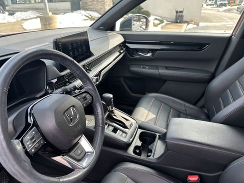 Used 2023 Honda CR-V Sport Touring image 8