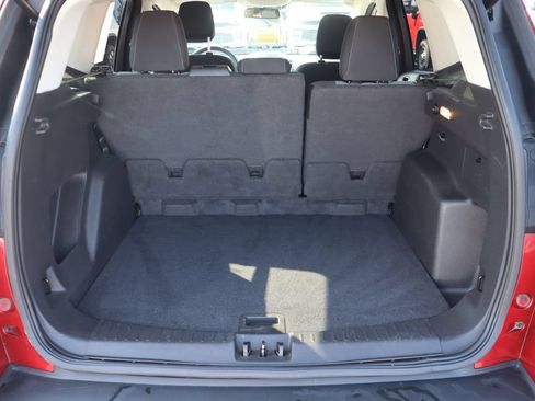 Used 2019 Ford Escape SE FWD image 23