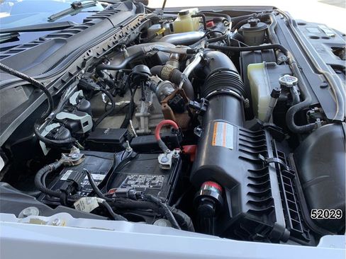 Used 2021 Ford F550 4x4 Crew Cab Super Duty w/ Power Equipment Group image 13