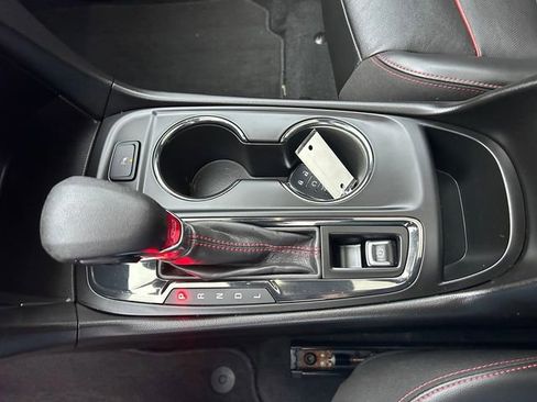 Used 2022 Chevrolet Equinox RS w/ RS Leather Package FWD image 30