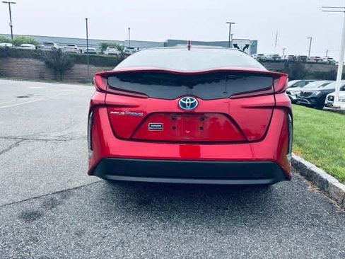 Used 2018 Toyota Prius Prime Plus FWD image 5