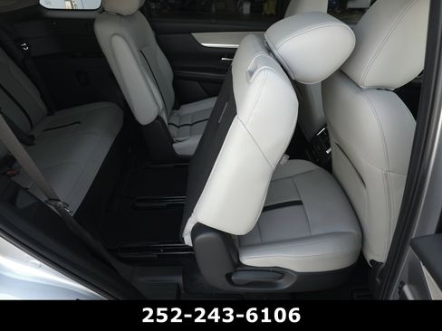 Used 2024 MAZDA CX-90 Plug-In Hybrid w/ Premium Pkg AWD/4WD image 41