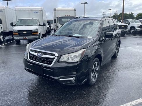 Used 2018 Subaru Forester 2.5i Premium AWD/4WD image 7