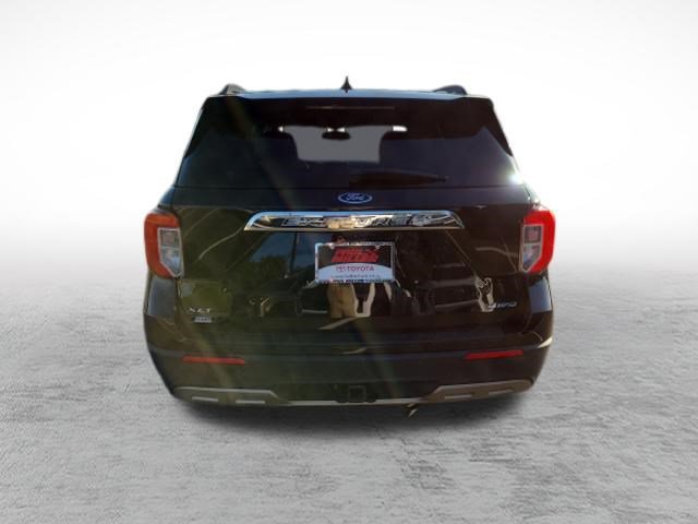 Used 2021 Ford Explorer XLT w/ Equipment Group 202A AWD/4WD image 6
